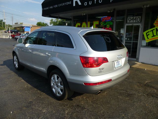 2008 Audi Q7 4dr Sdn GS Plus
