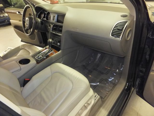 2008 Audi Q7 4dr Sdn GS Plus