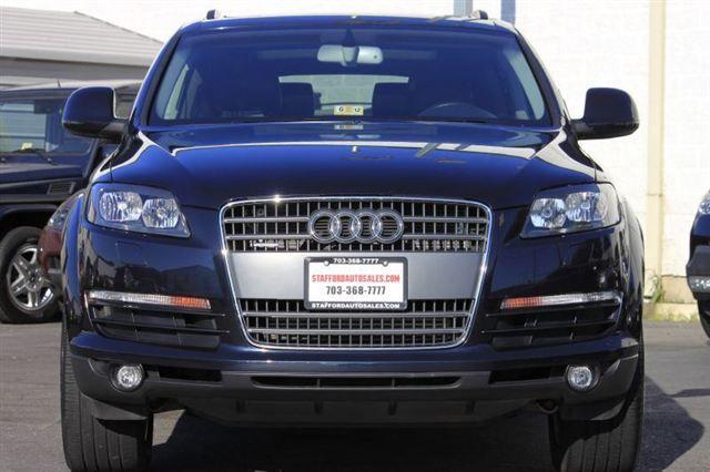 2008 Audi Q7 Conversion Van - Quads Bed