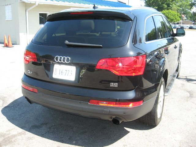 2008 Audi Q7 4WD Quad Cab V8 SLT