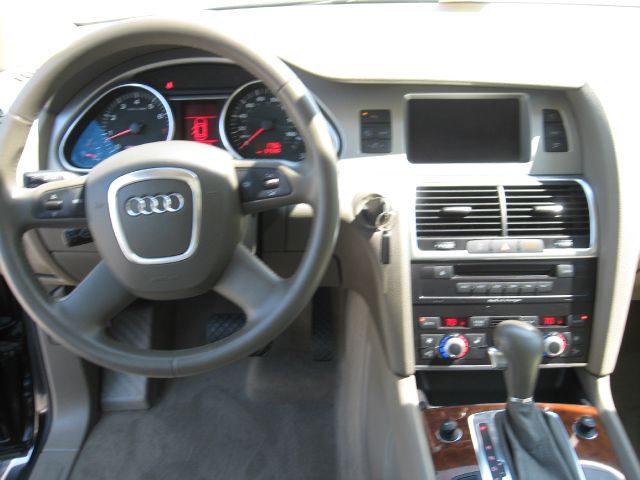 2008 Audi Q7 4WD Quad Cab V8 SLT