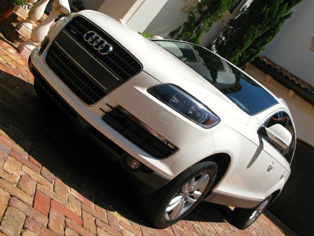 2009 Audi Q7 RT/1
