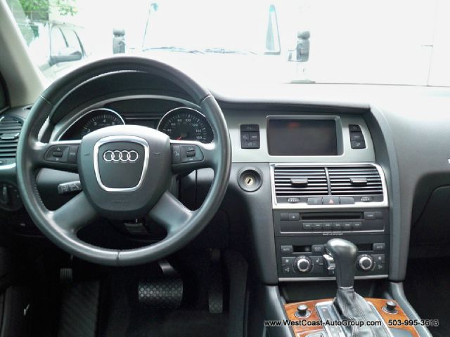 2009 Audi Q7 RT/1