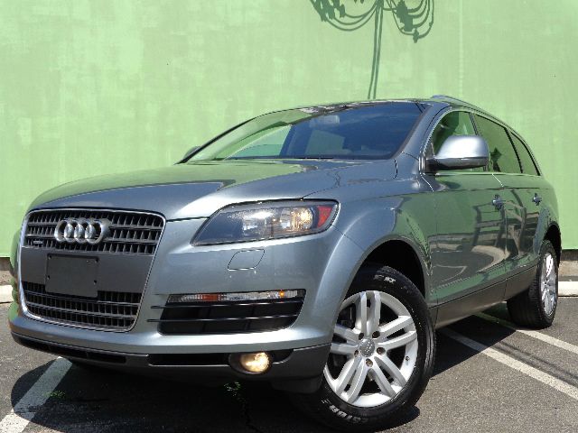 2009 Audi Q7 RT/1
