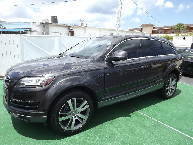 2010 Audi Q7 4dr Sdn GS Plus