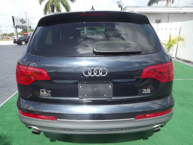 2010 Audi Q7 4dr Sdn GS Plus