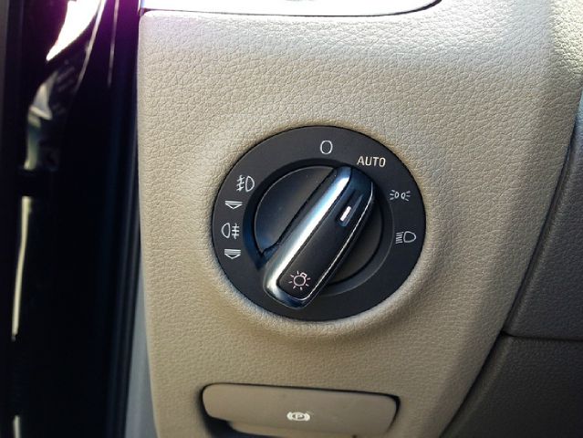 2011 Audi Q7 4dr Sdn Man Late Avail