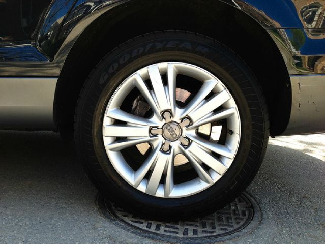 2011 Audi Q7 4dr Sdn Man Late Avail