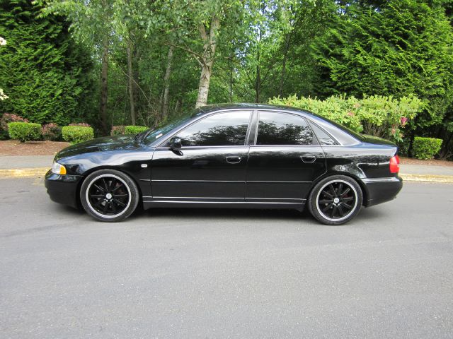 2001 Audi S4 29