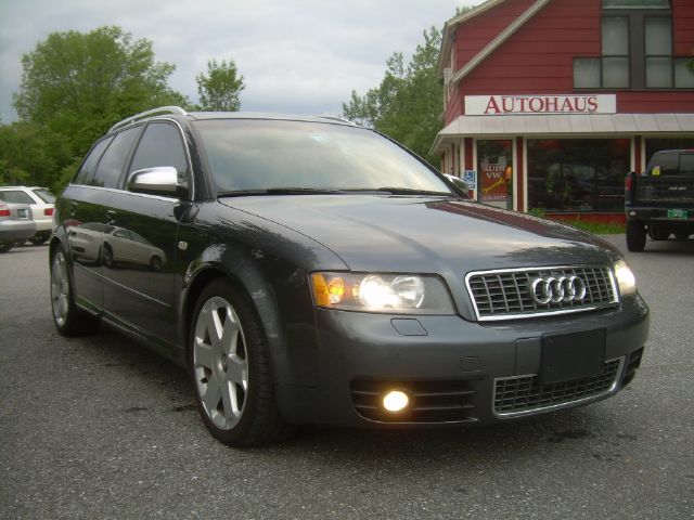 2004 Audi S4 WGN Touring