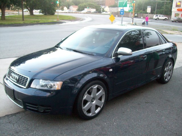 2005 Audi S4 Series 4.