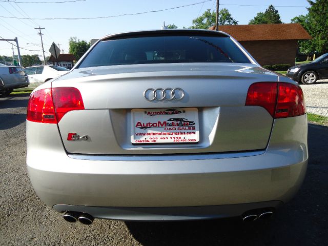 2005 Audi S4 Utilitie
