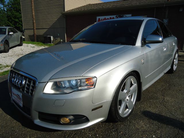2005 Audi S4 Utilitie