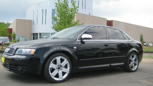 2005 Audi S4 Utilitie