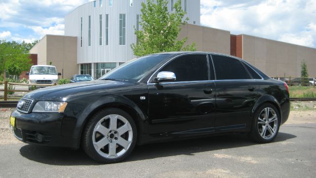 2005 Audi S4 Utilitie