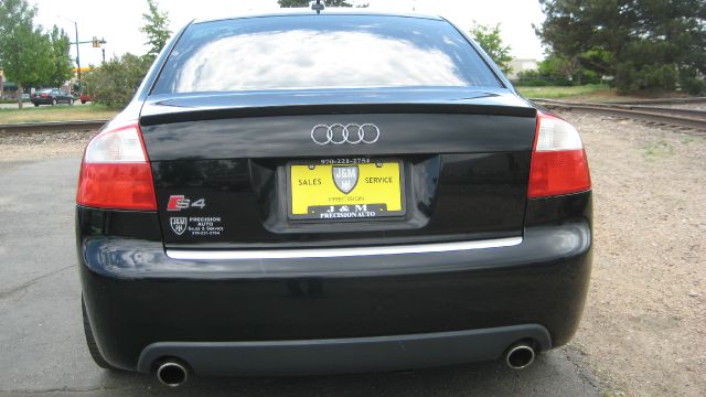 2005 Audi S4 Utilitie