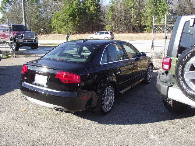 2006 Audi S4 Series 4.