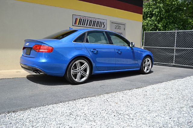 2011 Audi S4 Lariat XL