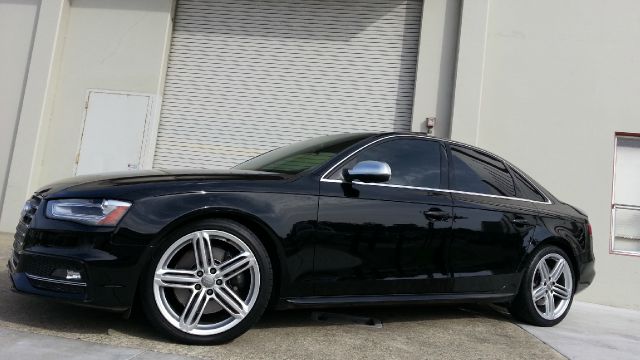 2013 Audi S4 Silverado Shortbed