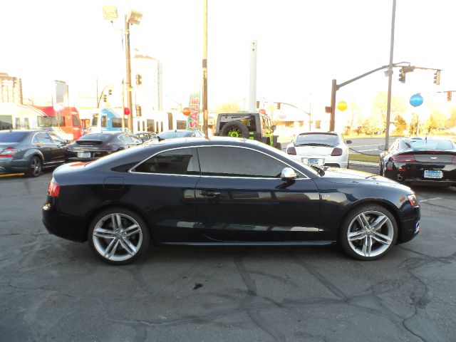 2010 Audi S5 Laramie SLT 1500 Lifted 4x4 One Owner