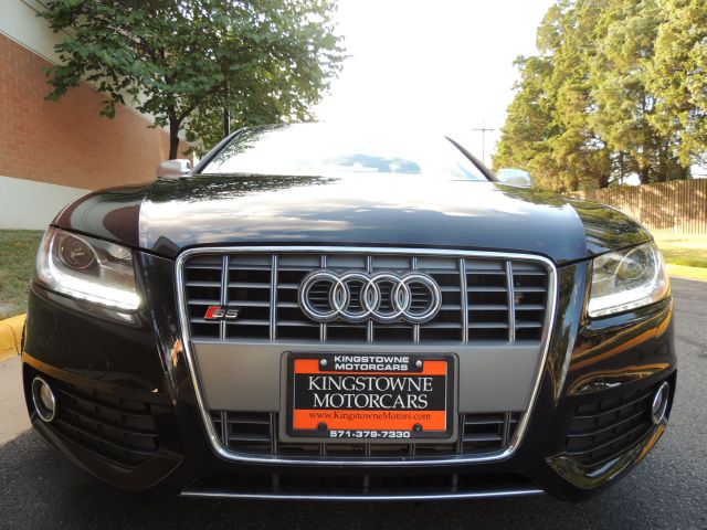 2010 Audi S5 Laramie SLT Rc 2WD