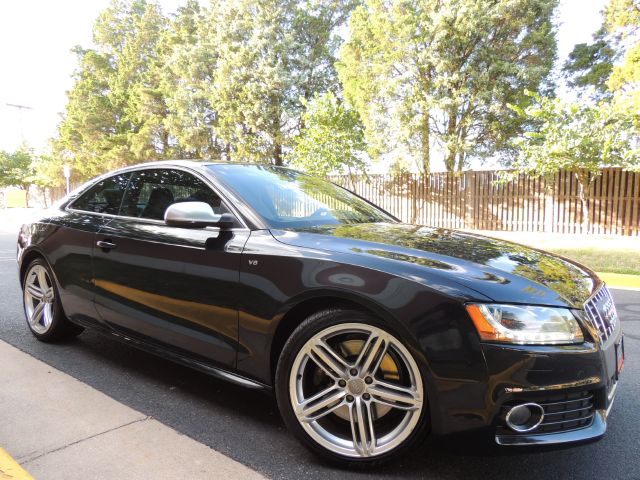 2010 Audi S5 Laramie SLT Rc 2WD