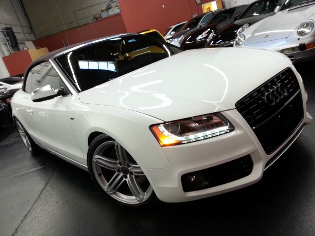 2010 Audi S5 EXT CAB