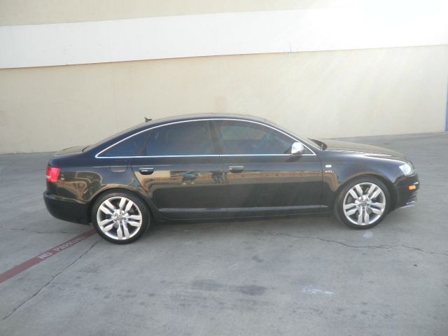 2008 Audi S6 4x4 Z71w/ Heated Leather, Trailer Towbose Sound