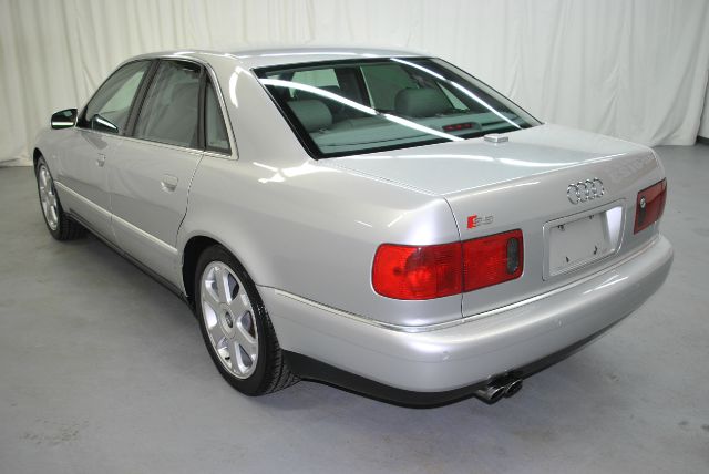 2001 Audi S8 SW1