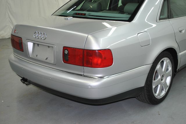 2001 Audi S8 SW1