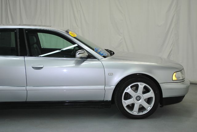 2001 Audi S8 SW1