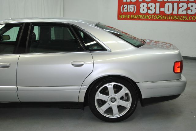 2001 Audi S8 SW1