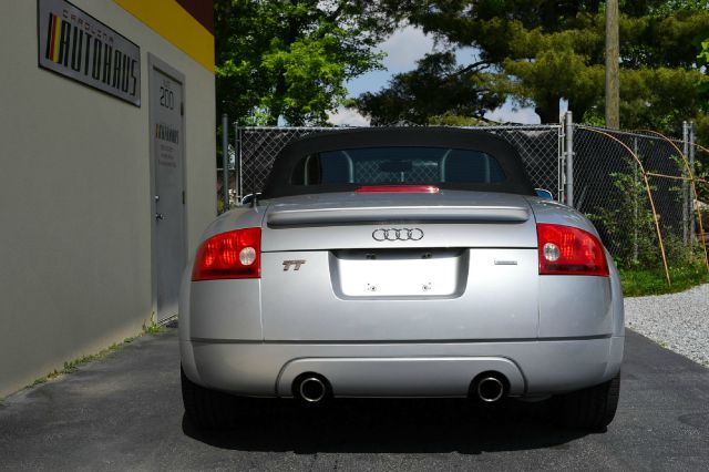 2002 Audi TT LE ES
