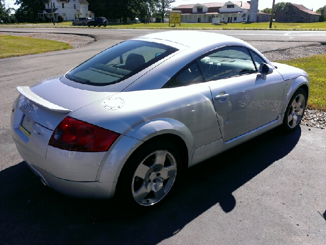 2002 Audi TT 4WD SLT 5.7L