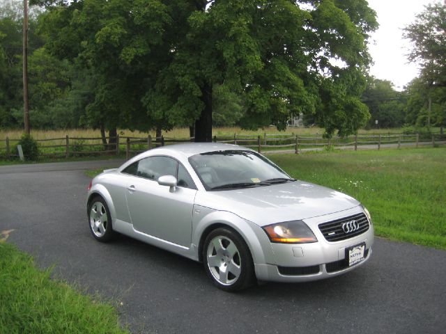 2002 Audi TT 4WD SLT 5.7L