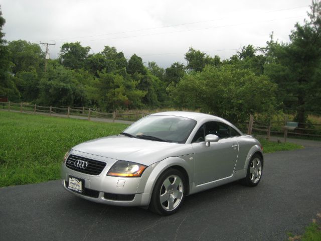 2002 Audi TT 4WD SLT 5.7L