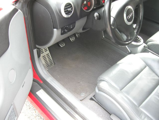 2002 Audi TT 2dr Cpe Manual W/navist Coupe