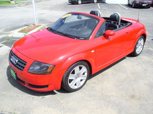 2004 Audi TT 2.5T DVD 7 PASS