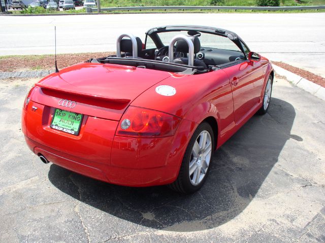 2004 Audi TT 2.5T DVD 7 PASS