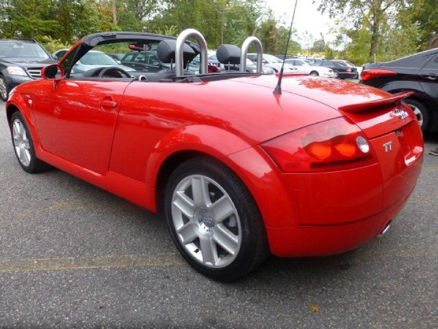 2005 Audi TT LE ES