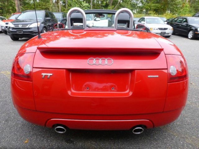 2005 Audi TT LE ES