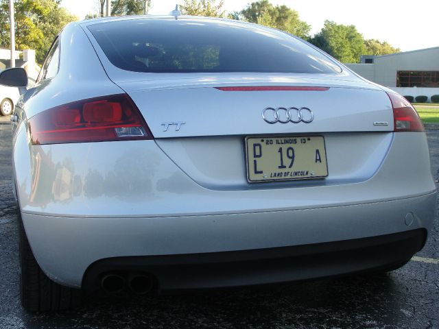 2009 Audi TT Awd-quads-third-6 CD Bose-7 Passenger