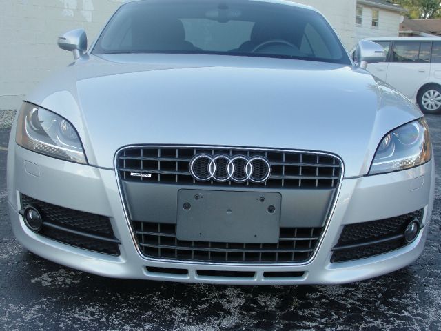 2009 Audi TT Awd-quads-third-6 CD Bose-7 Passenger