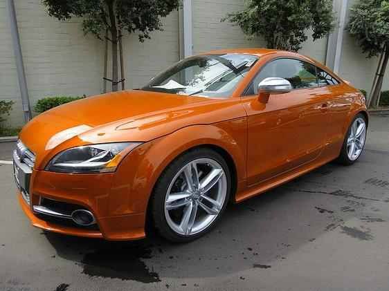 2010 Audi TTS 15 Utilimaster Utilivan II
