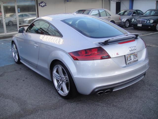 2011 Audi TTS 15 Utilimaster Utilivan II