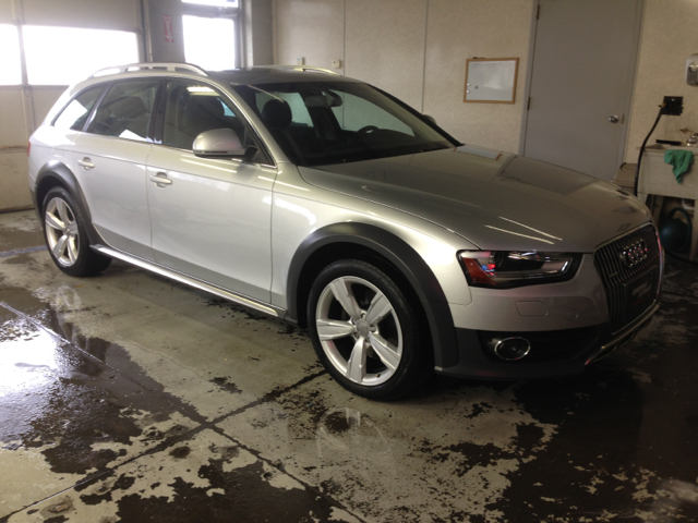 2013 Audi allroad Journey SUV