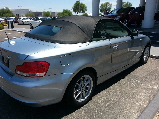 2011 BMW 1-Series 2.5L SE