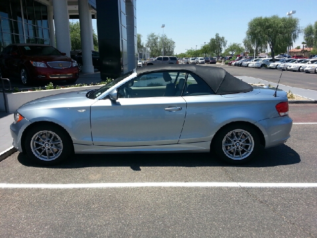 2011 BMW 1-Series 2.5L SE