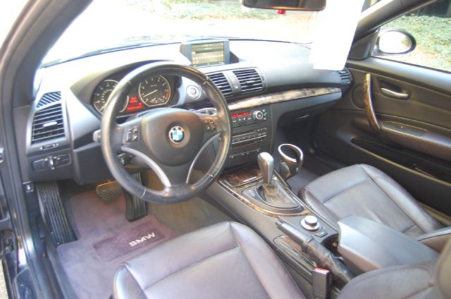 2008 BMW 1 series 2.5L SE