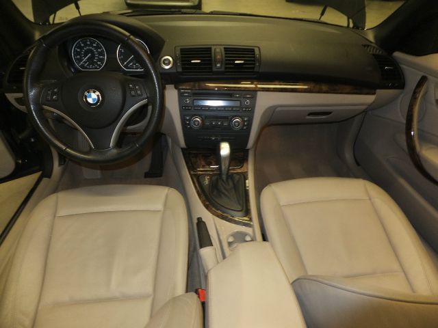 2008 BMW 1 series 2.5L SE